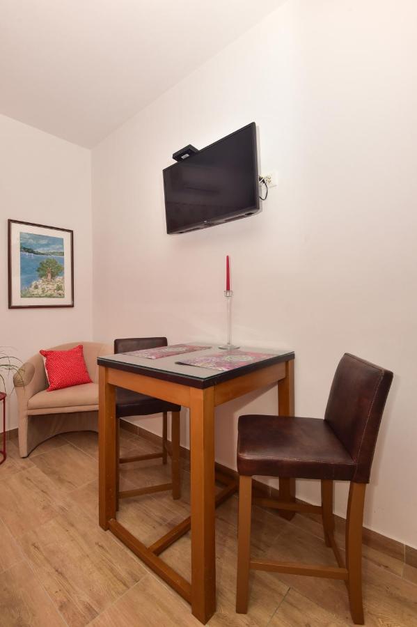 Antonio Apartamento Makarska Exterior foto