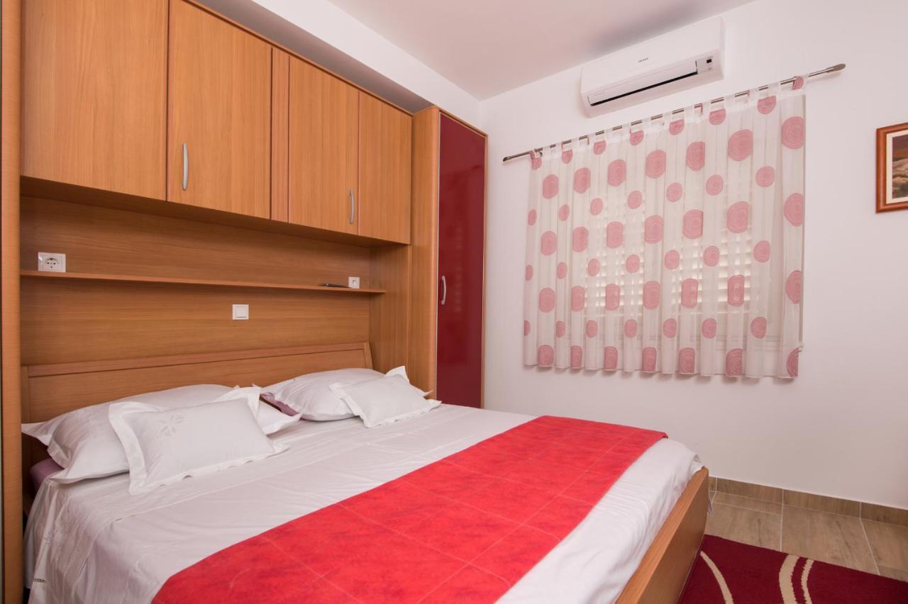 Antonio Apartamento Makarska Exterior foto