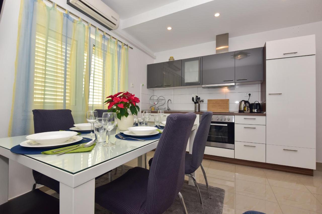 Antonio Apartamento Makarska Exterior foto
