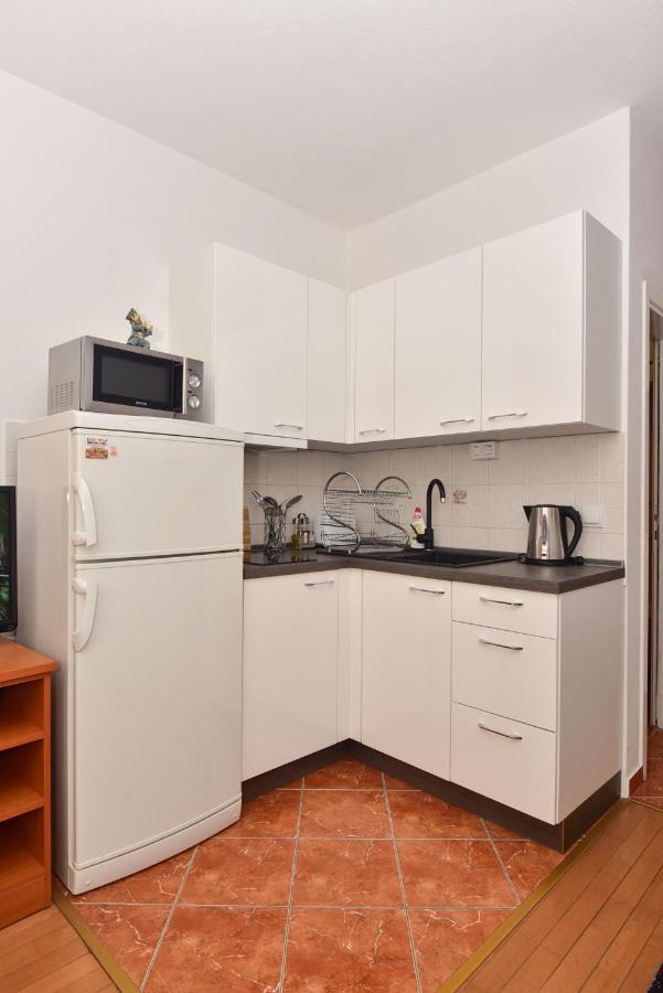 Antonio Apartamento Makarska Exterior foto