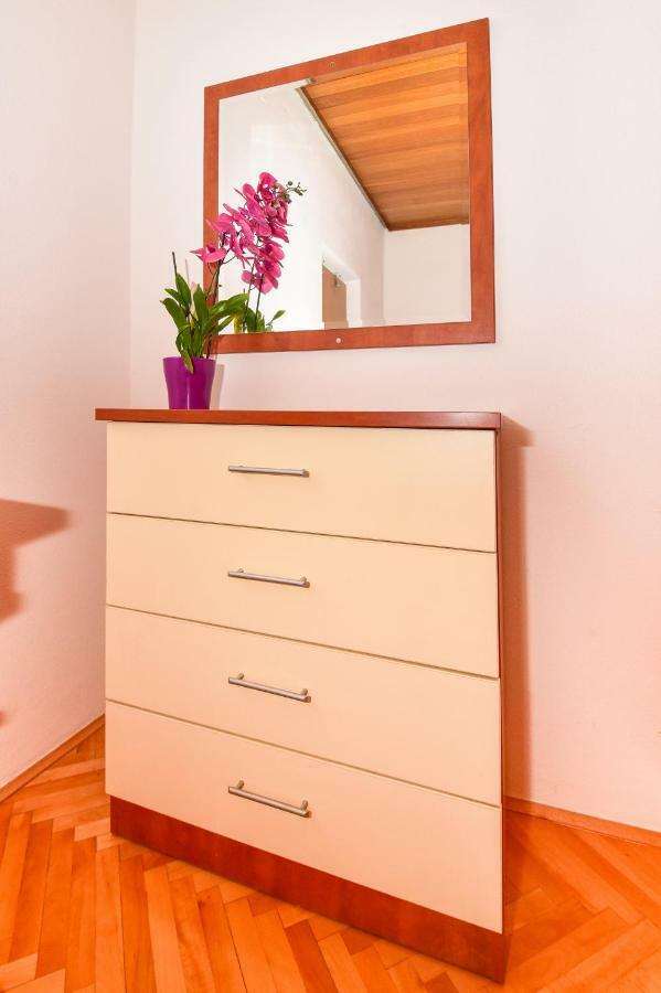 Antonio Apartamento Makarska Exterior foto